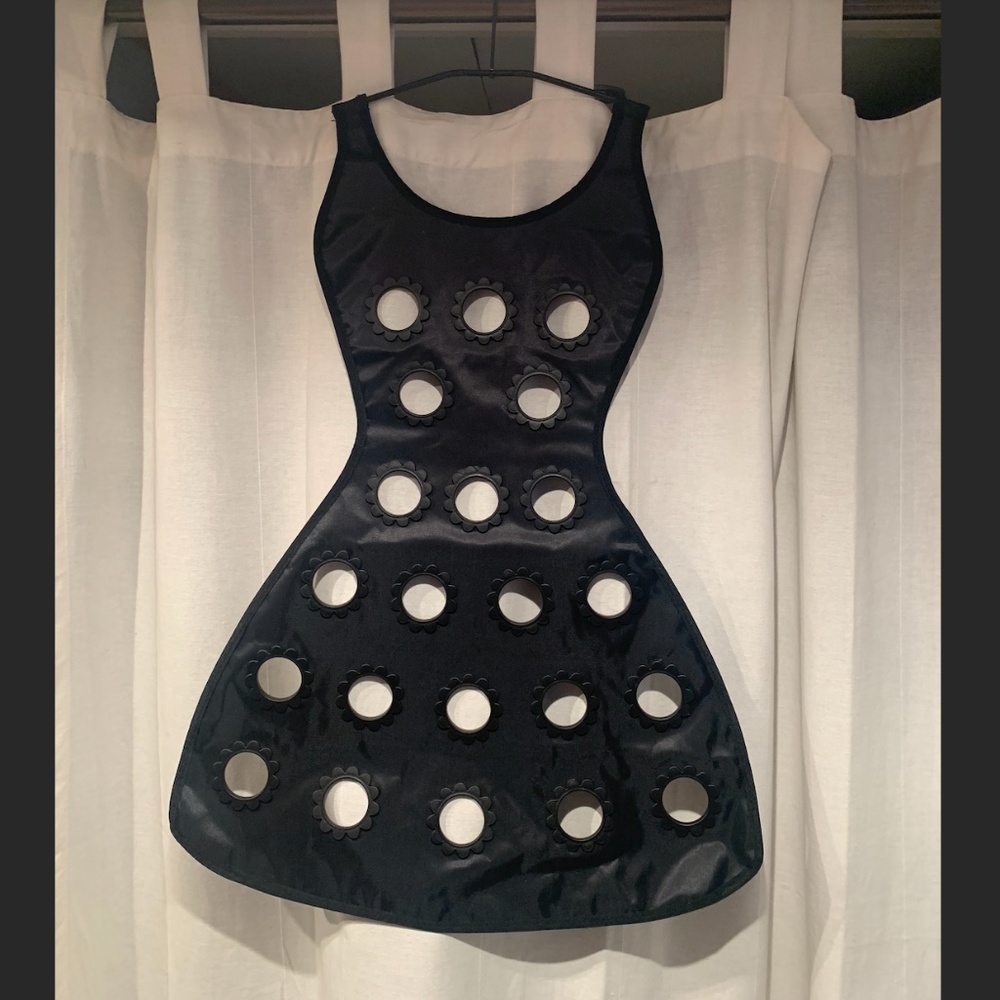 Umbra Little Black Dress Scarf Organizer